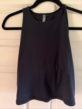 Vuori Black  Ribbed High-Neck Tank Top